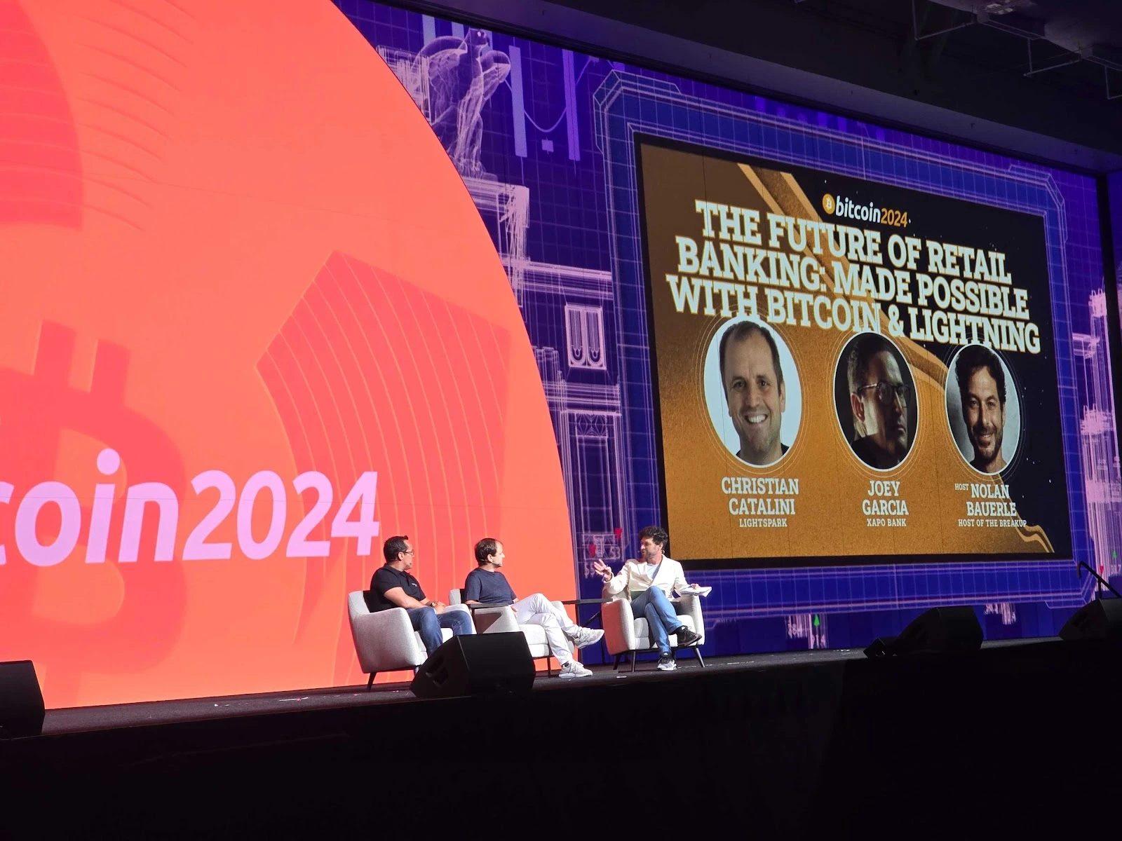 Bitcoin 2024大会首日:特朗普元素遍布会场,牛市气氛浓厚